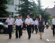 曹裕江调研武汉开发区民营企业 培植新的千亿级健康医药产业